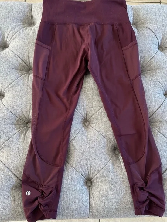 NWOT Lululemon Purple‎ Cropped Leggings - Picture 3 of 7